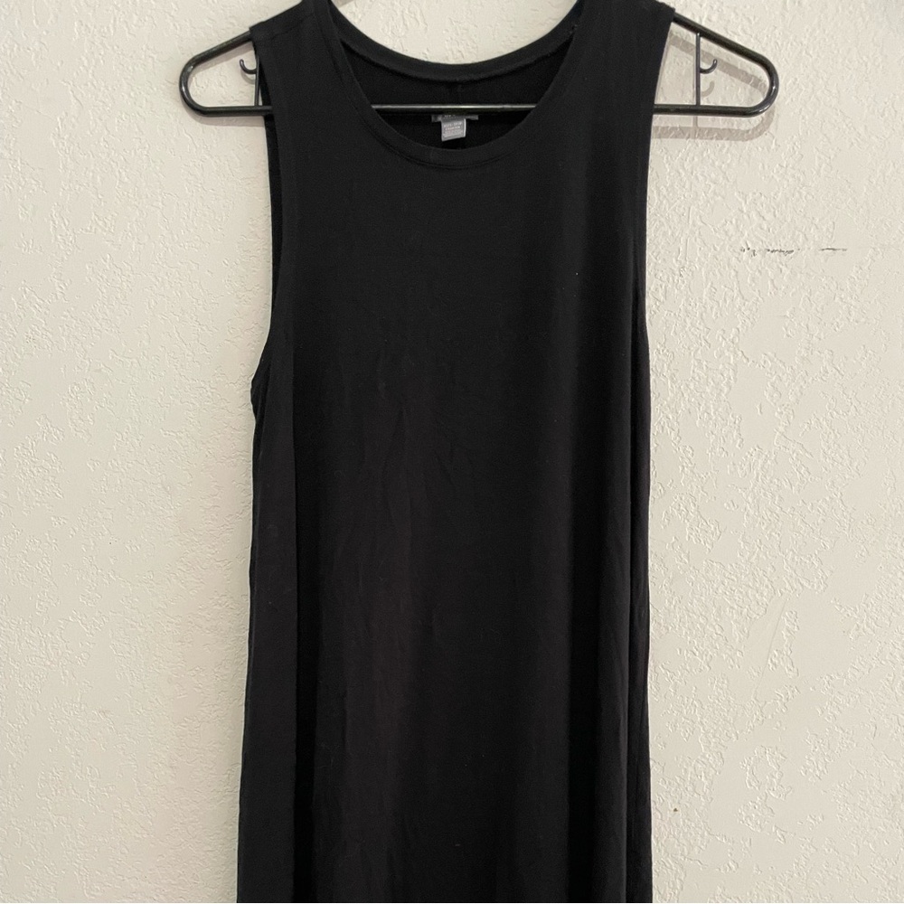 basic black women's dress